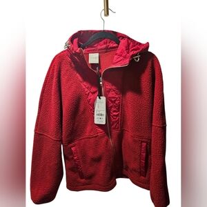 Varley Richfield Quilt Fleece Combo in Red Dahlia